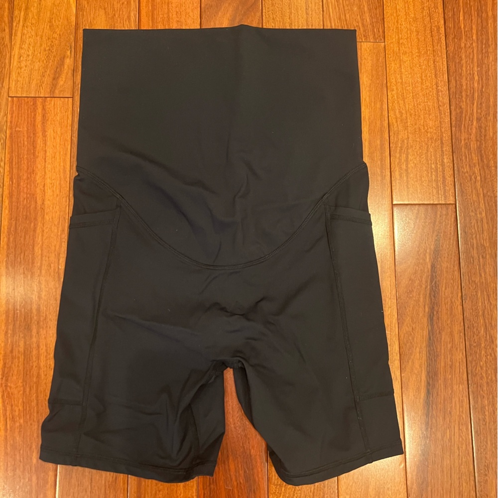 Emamaco Maternity Workout Shorts size small
